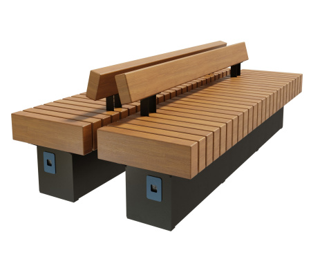 Скамейка стальная «Wood Bench» с USB-входами 3,0 м (две спинки)