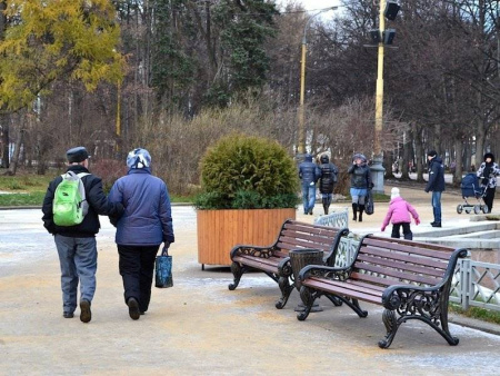 Скамейка чугунная «Парковая тишь» 3,0 м (3 опоры)